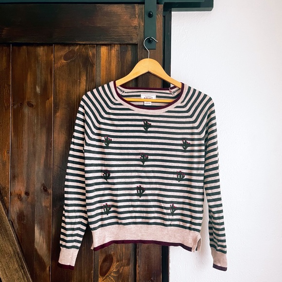 Ariat Sweaters - Ariat Fonda Cactus Sweater 🤍 Oatmeal & Green Striped Women’s Sweater